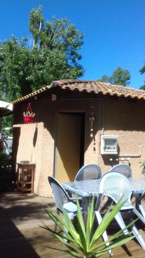 Hotel La Carabasse à Vias Extérieur photo